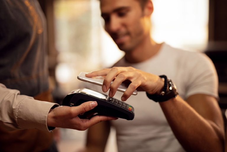 Learn-How-To-Pay-With-Your-Phone2